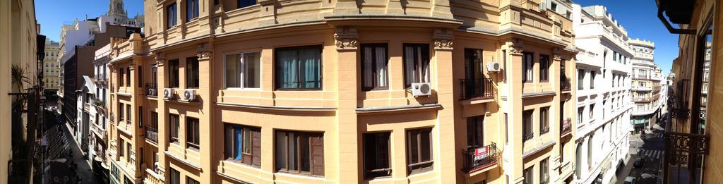 Apartamentos Caballero De Gracia Madrid Exterior foto