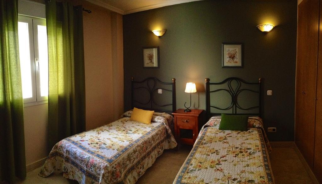 Apartamentos Caballero De Gracia Madrid Exterior foto