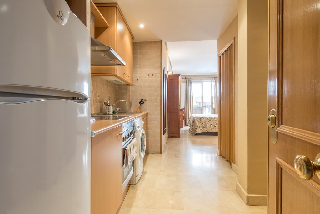 Apartamentos Caballero De Gracia Madrid Exterior foto